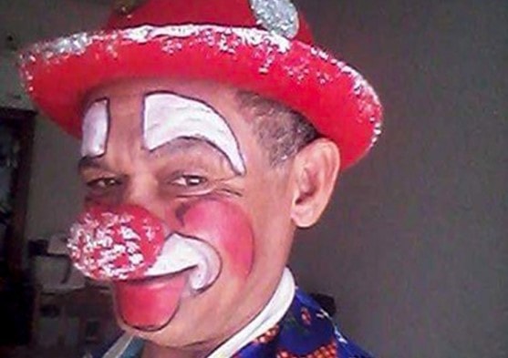 RED NOSE SLAY - Son 'Murdered Then Butchered' His Clown Dad - Article cover image
