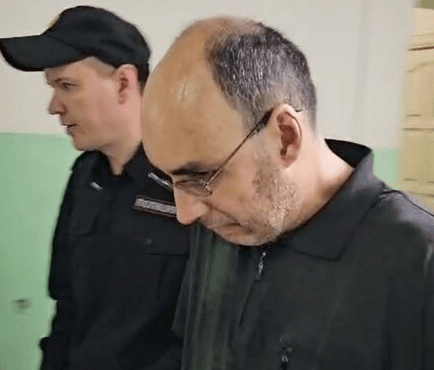 HEAD CASE: Cops Seize Sick Lawyer Who Beheaded Woman And Murdered Her Son - Article cover image