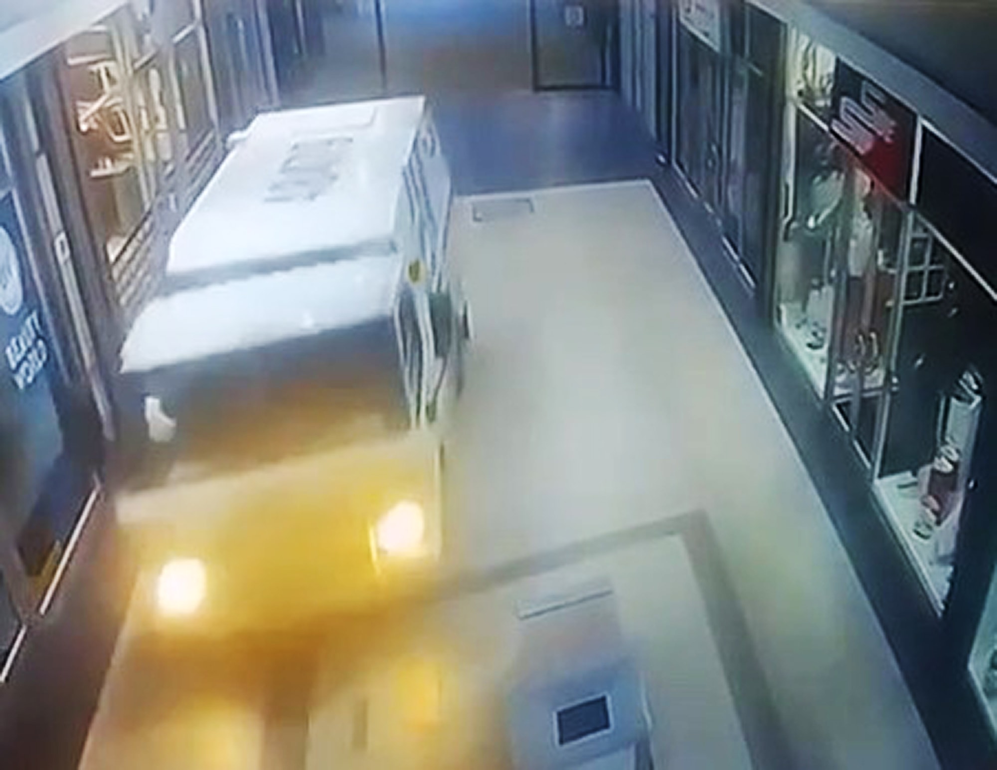 HIGHWAY ROBBERY - Security Guards Drive Through Shopping Mall To Escape Armed Robbers - Article cover image