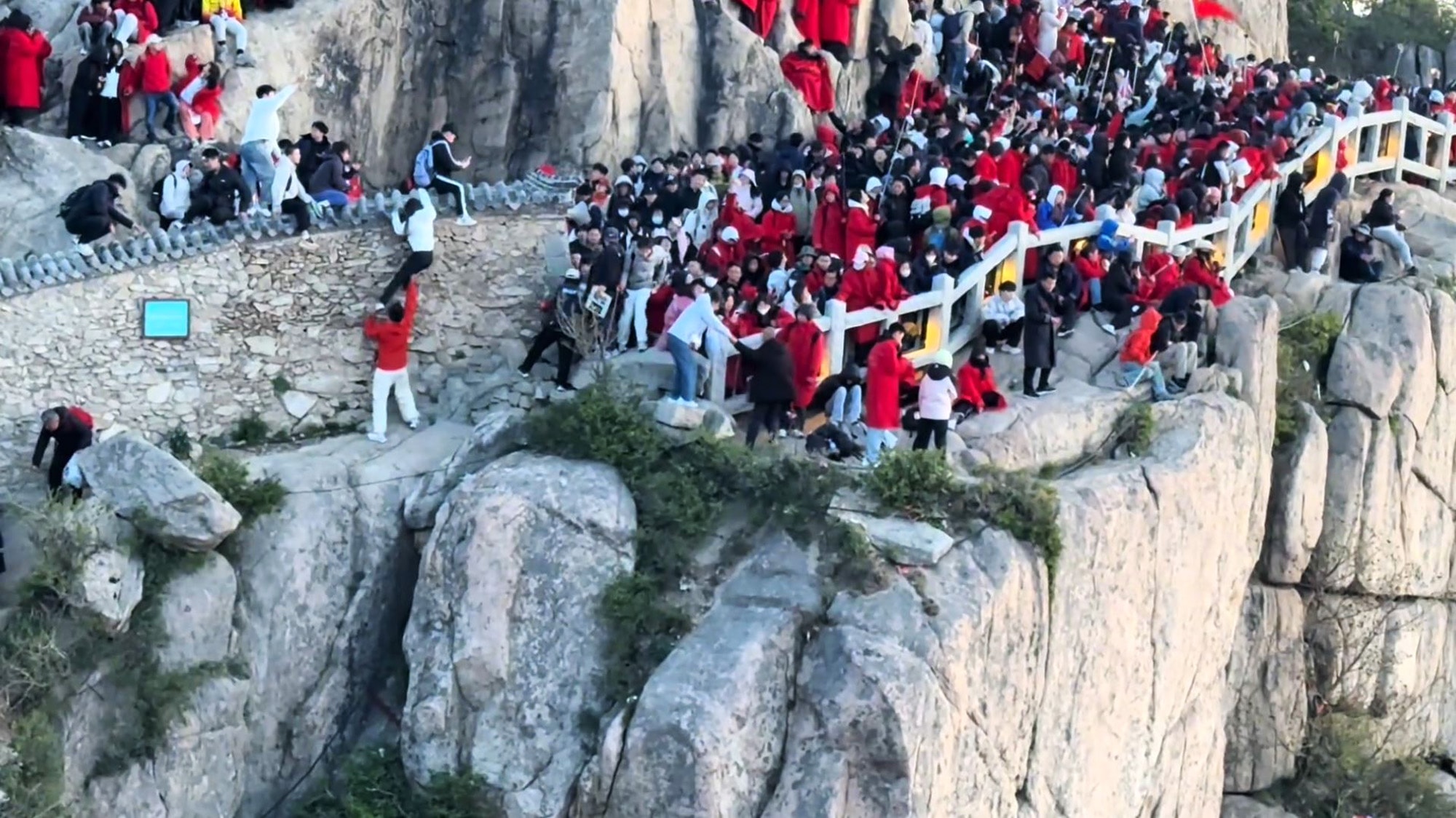 BEFORE SUNRISE - Couple Nearly Plunge Off Cliff In Risky Shortcut At Beauty Spot - Article cover image