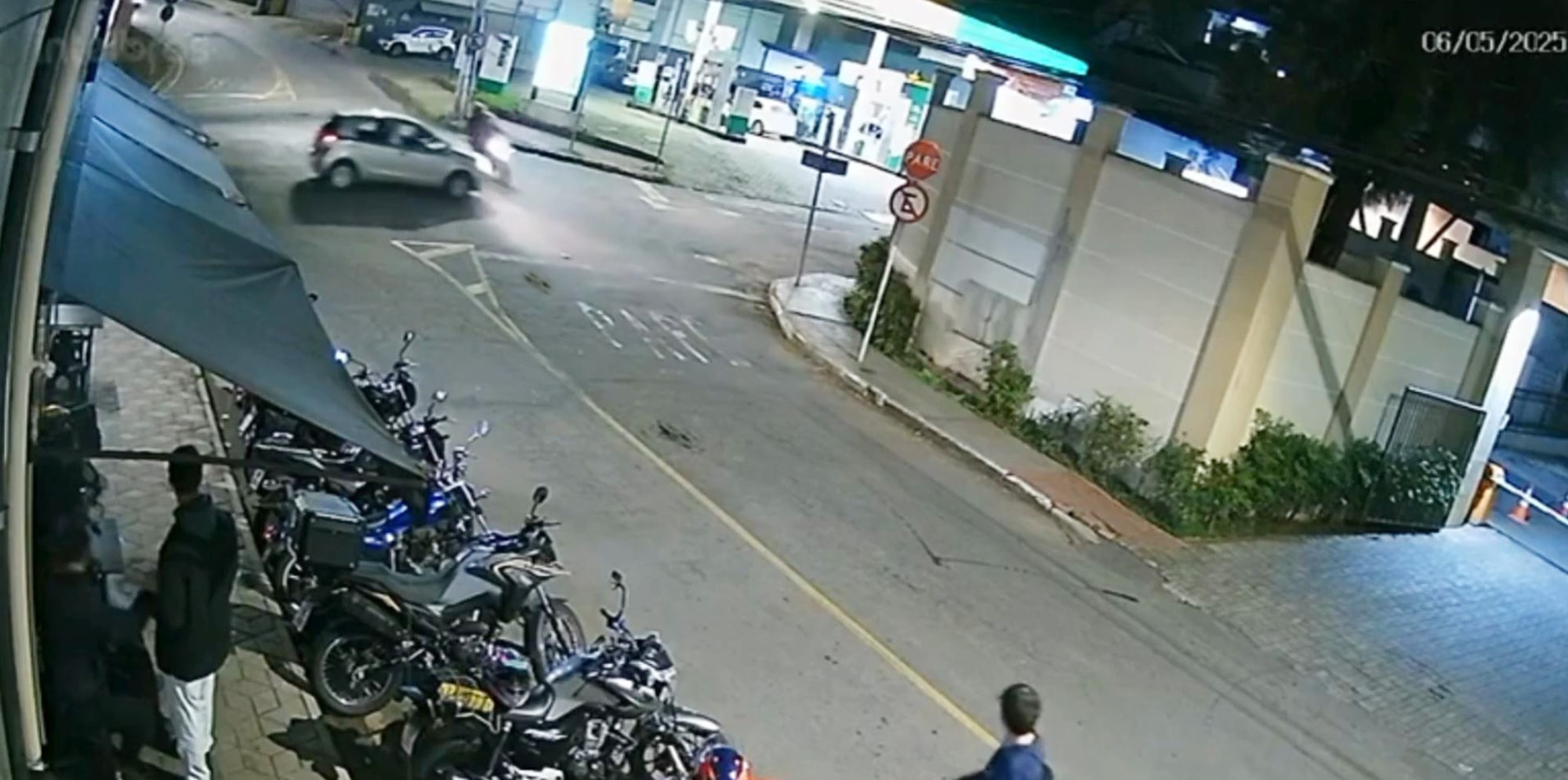 ROUND THE BEND - Crazy Risk-Taking Biker Crashes Head On With Car - Article cover image