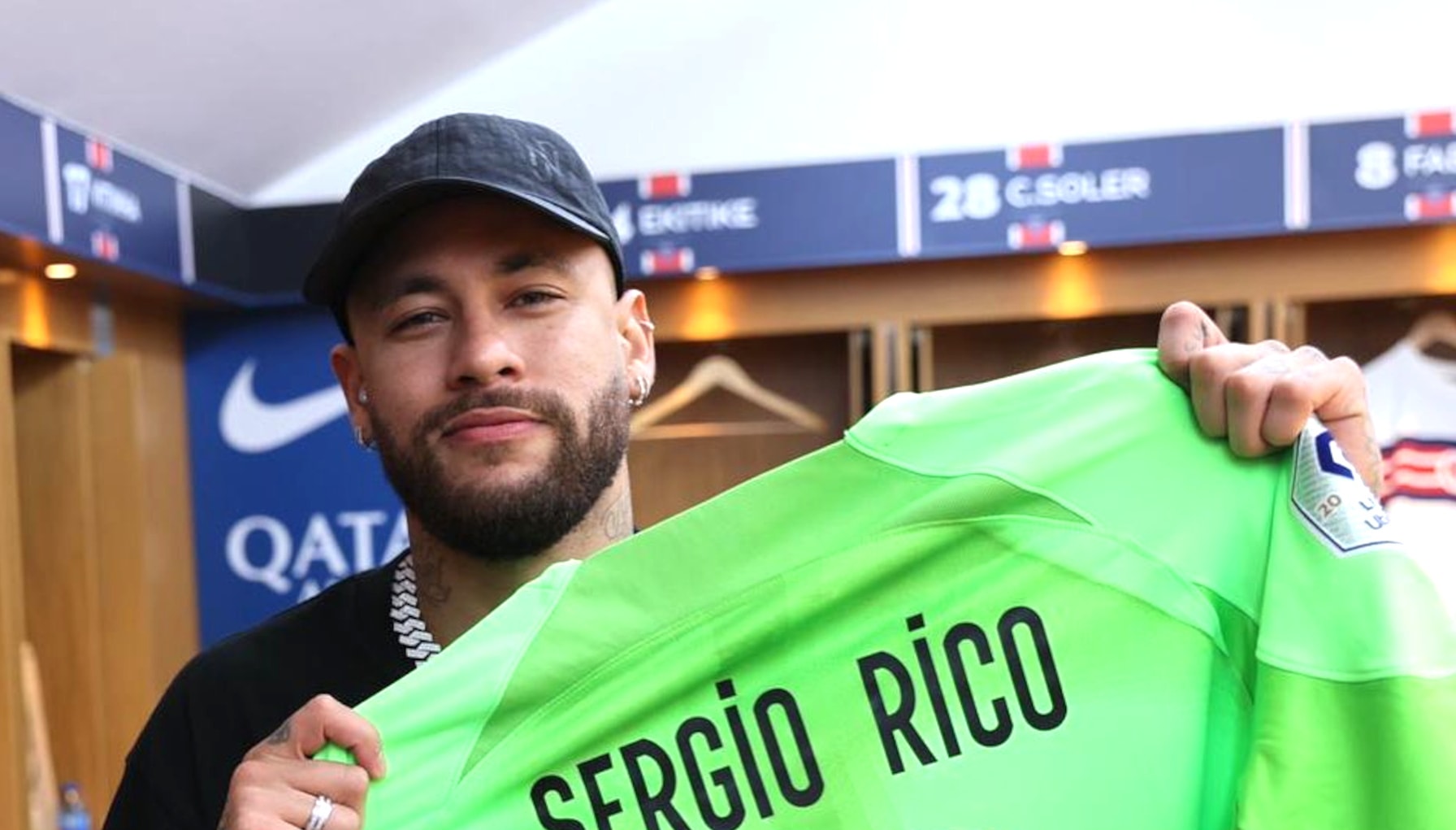 NEYMAR'S FOUR BY SCORE- Footy Icon Buys GBP 1 Million 'Family' Ferrari SUV - Article cover image