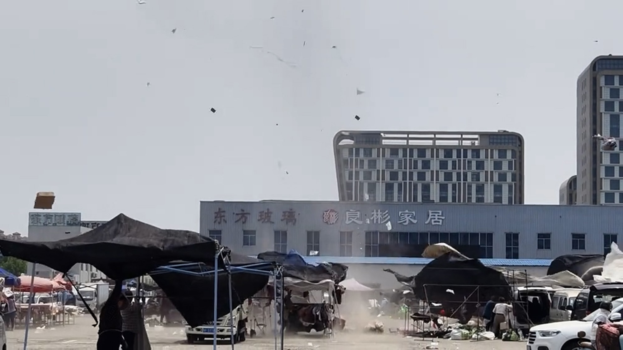 MINI TWISTER - Small Tornado Lifts Stalls And Veg At Bustling Market - Article cover image