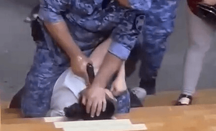 THE CHOW MEIN EVENT - Woman Held At Gunpoint For Slapping Cop In Chinese Restaurant Brawl - Article cover image