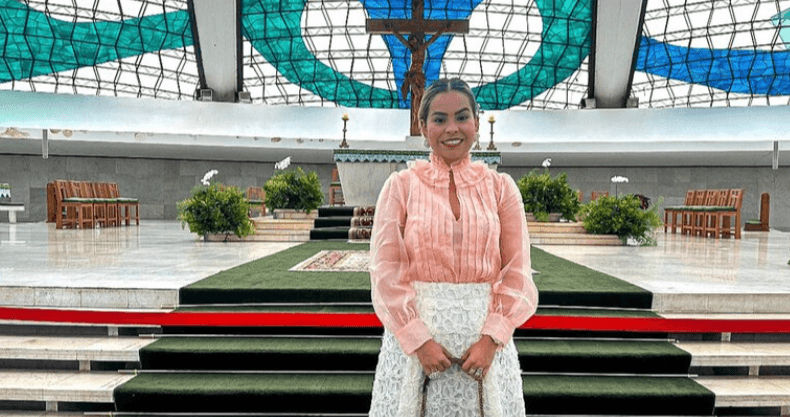 BODY POLITIC - Bikini Backlash Turns Mayor Into Social Media Star - Article cover image