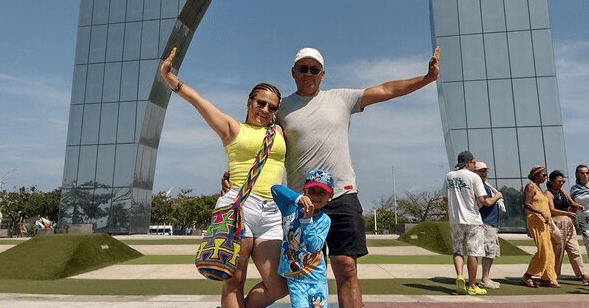 HOLS HORROR - Family Of Three Found Dead After 'Musty' Room Fumigated - Article cover image