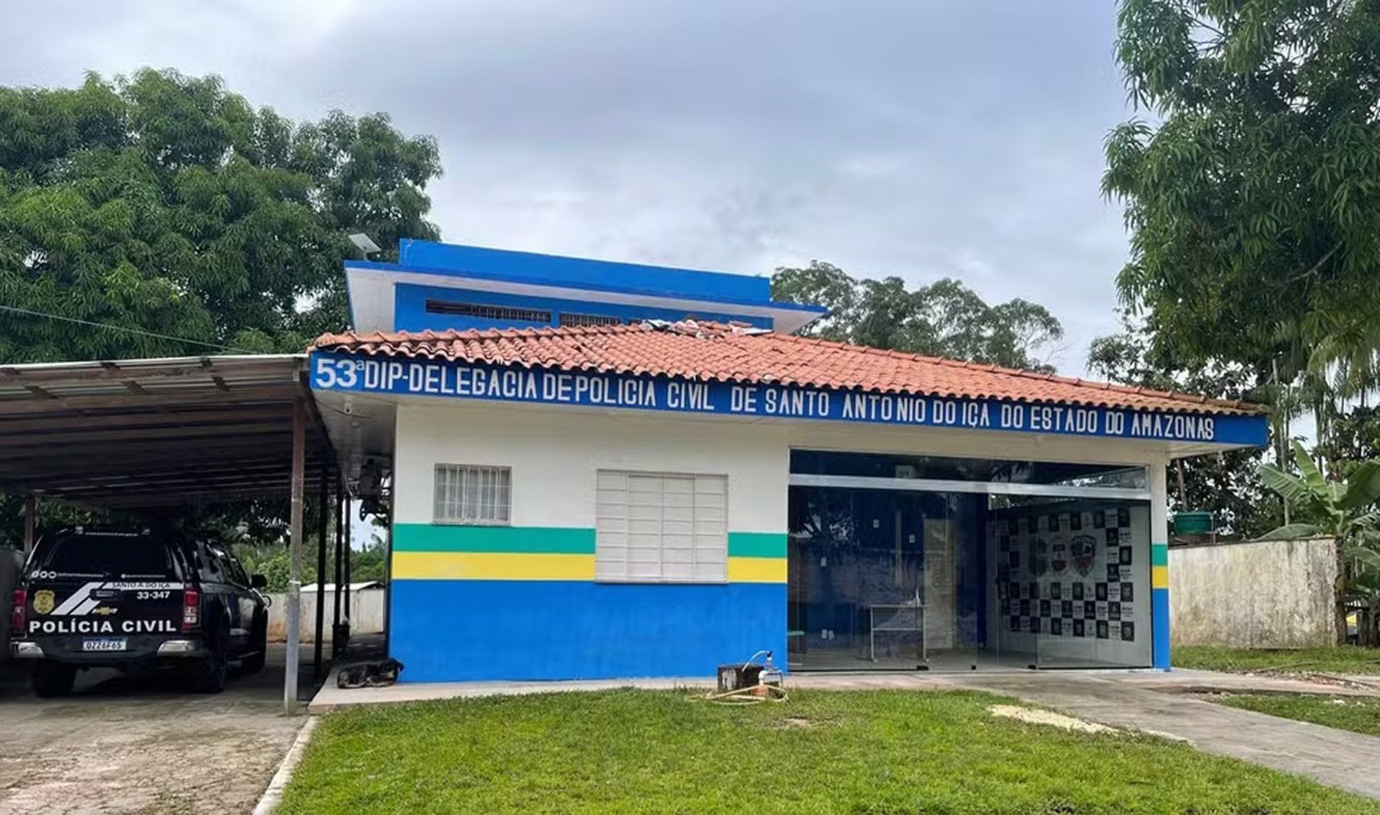 COPS HAD 'RAPE ROTA' FOR WOMAN IN CELL - Mum With Newborn Was Abused For Nine Months - Article cover image