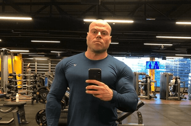 WAR OF THE ROSES – Bodybuilder Stabbed To Death After Violent Clash With His Female Lover - Article cover image