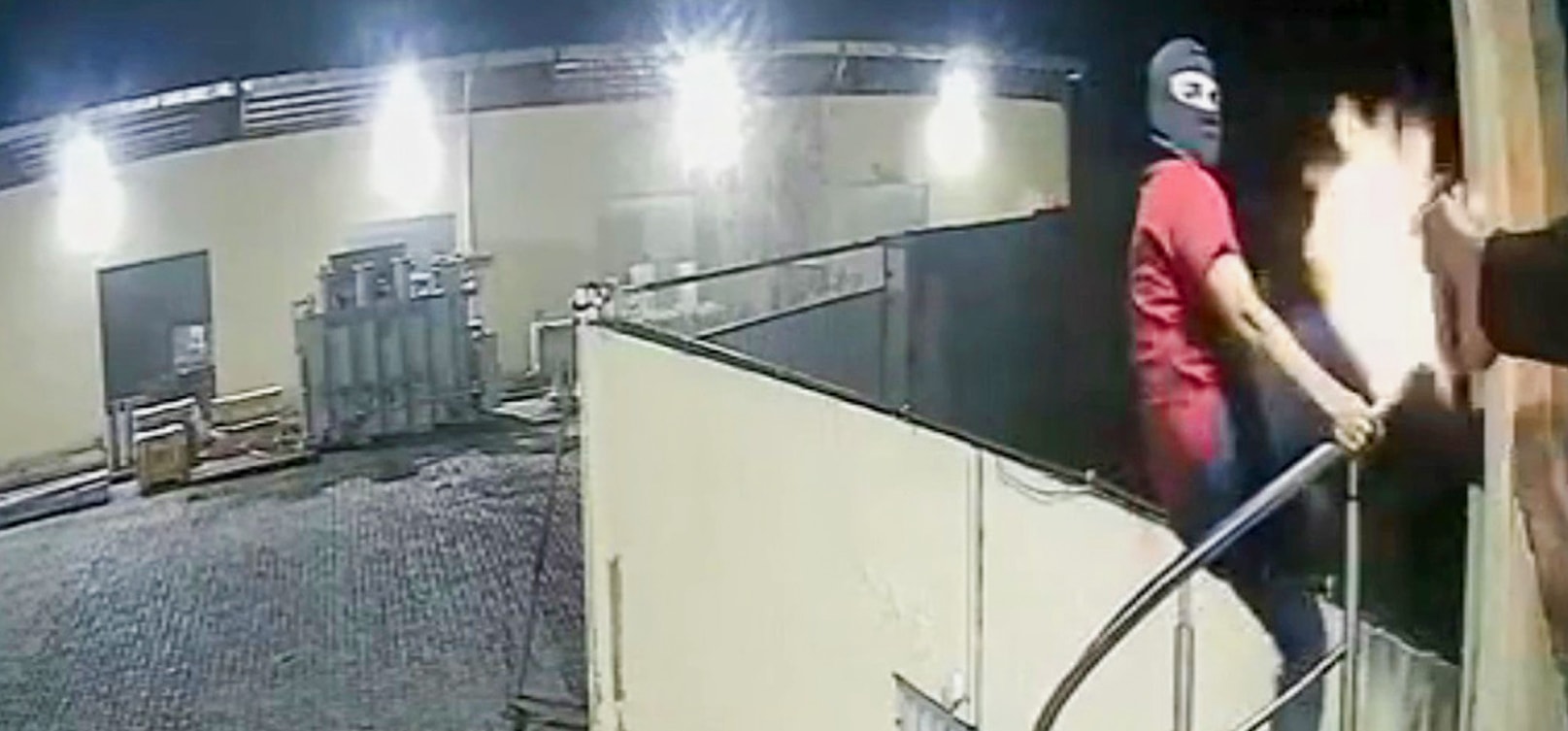 INSTANT KARMA – Armed Gang Gunned Down At Point-Blank Range By Security Guard - Article cover image