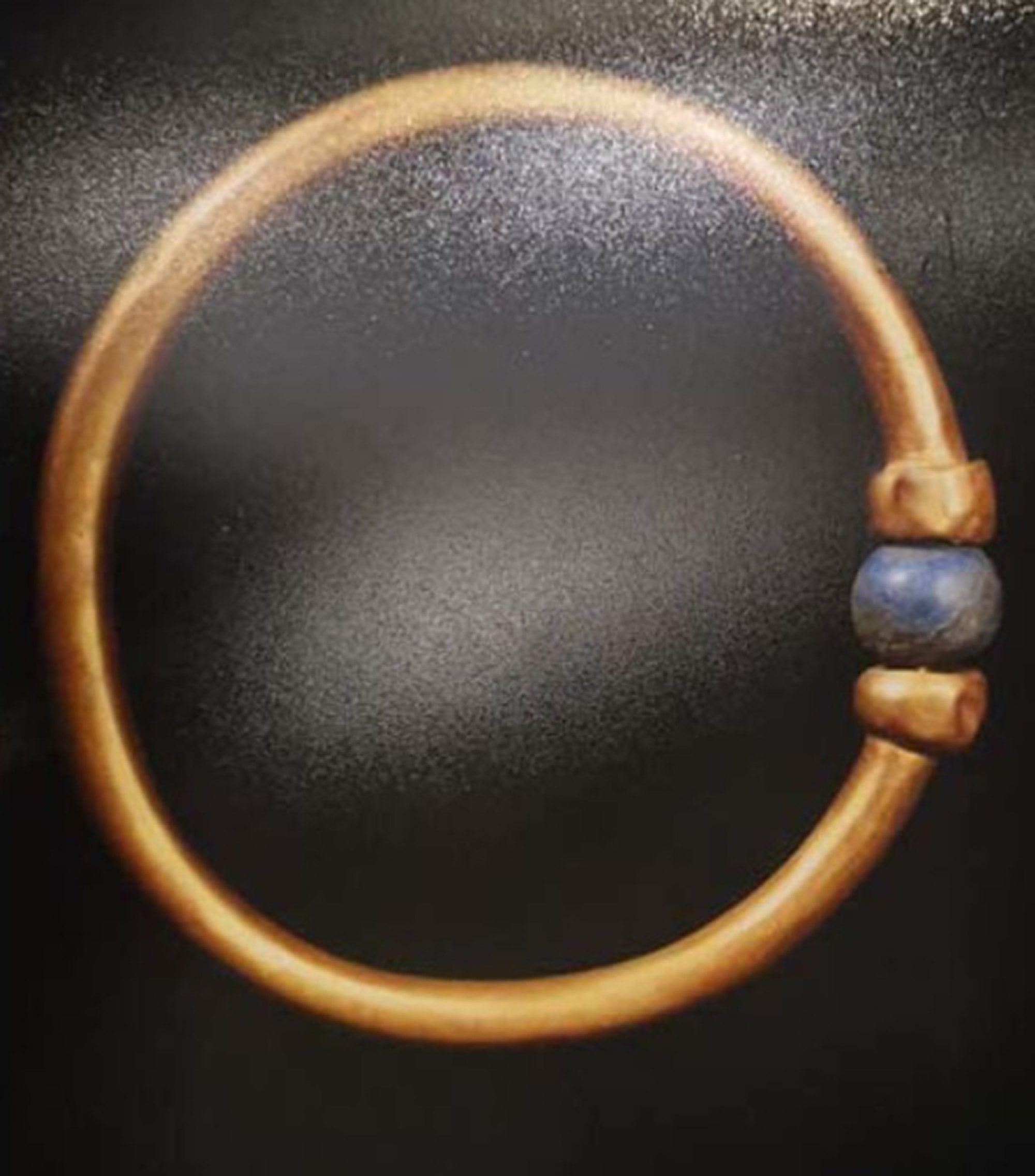 MISSING TREASURE - Ancient Pharaoh's Gold Bracelet Vanishes From Egyptian Museum - Article cover image