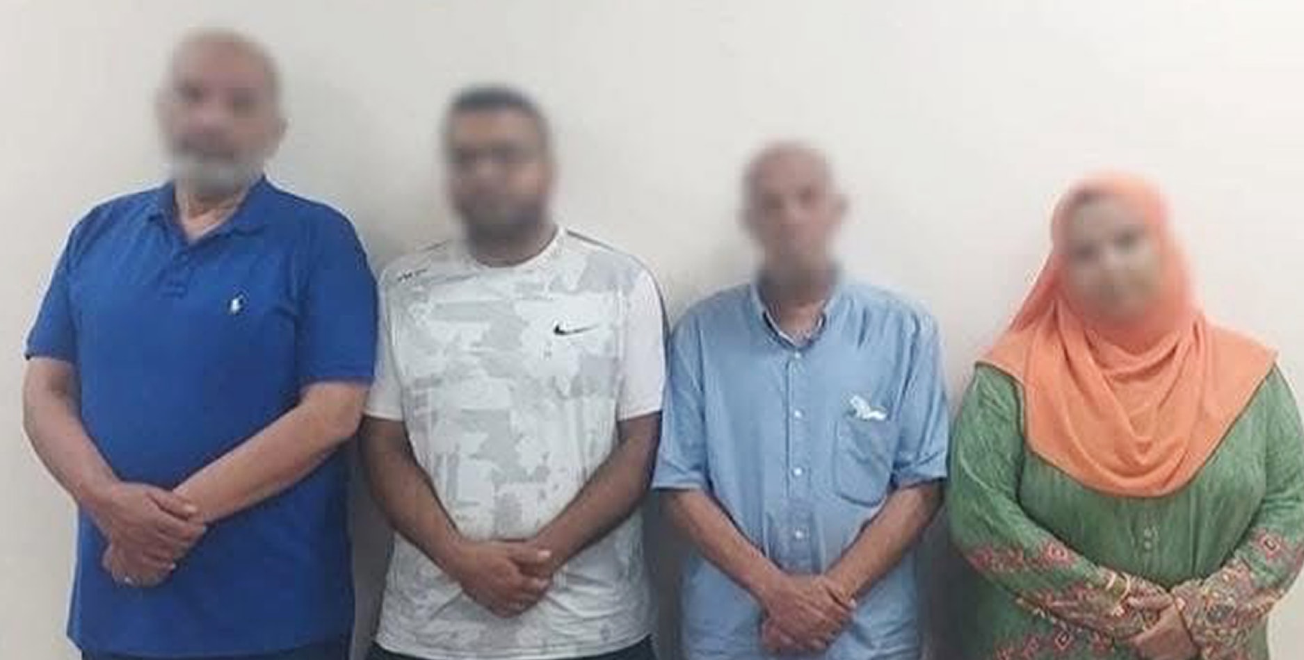 TOTAL MELTDOWN – Egyptian Pharaoh's Bracelet Cut, Bent And Dumped Into Bin To Be Smelted - Article cover image