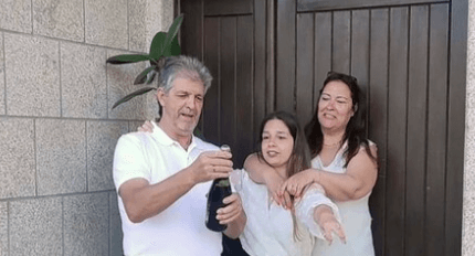 Family Get Text Message To Say Daughter Died After Liposuction And Bum Enlargement At Turkish Hospital