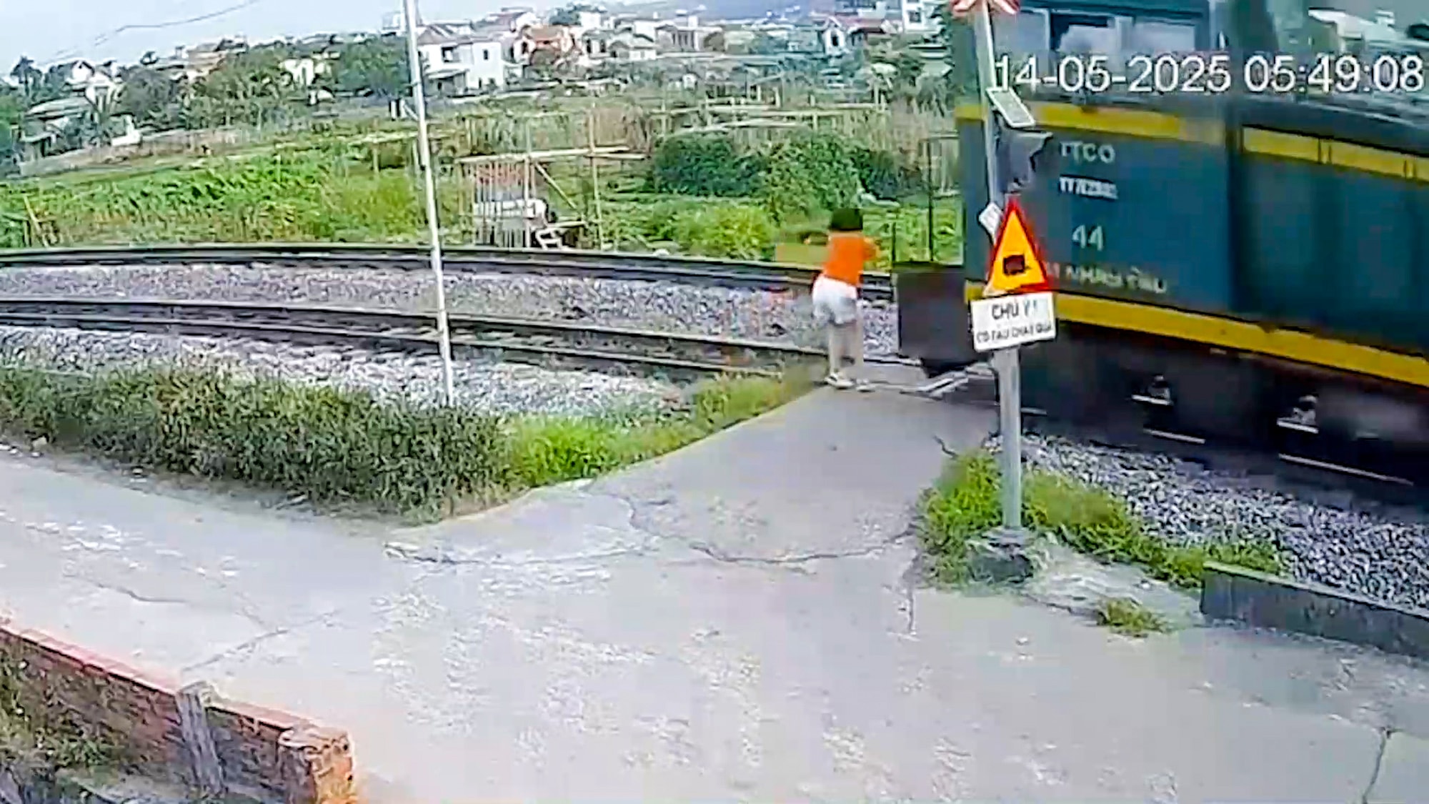 WRONG TRACK - Woman Struck By Train While Staring At Phone And Listening To Music - Article cover image