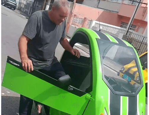 MINI MARVEL - Car Nut Crafts World's Tiniest Car - Article cover image